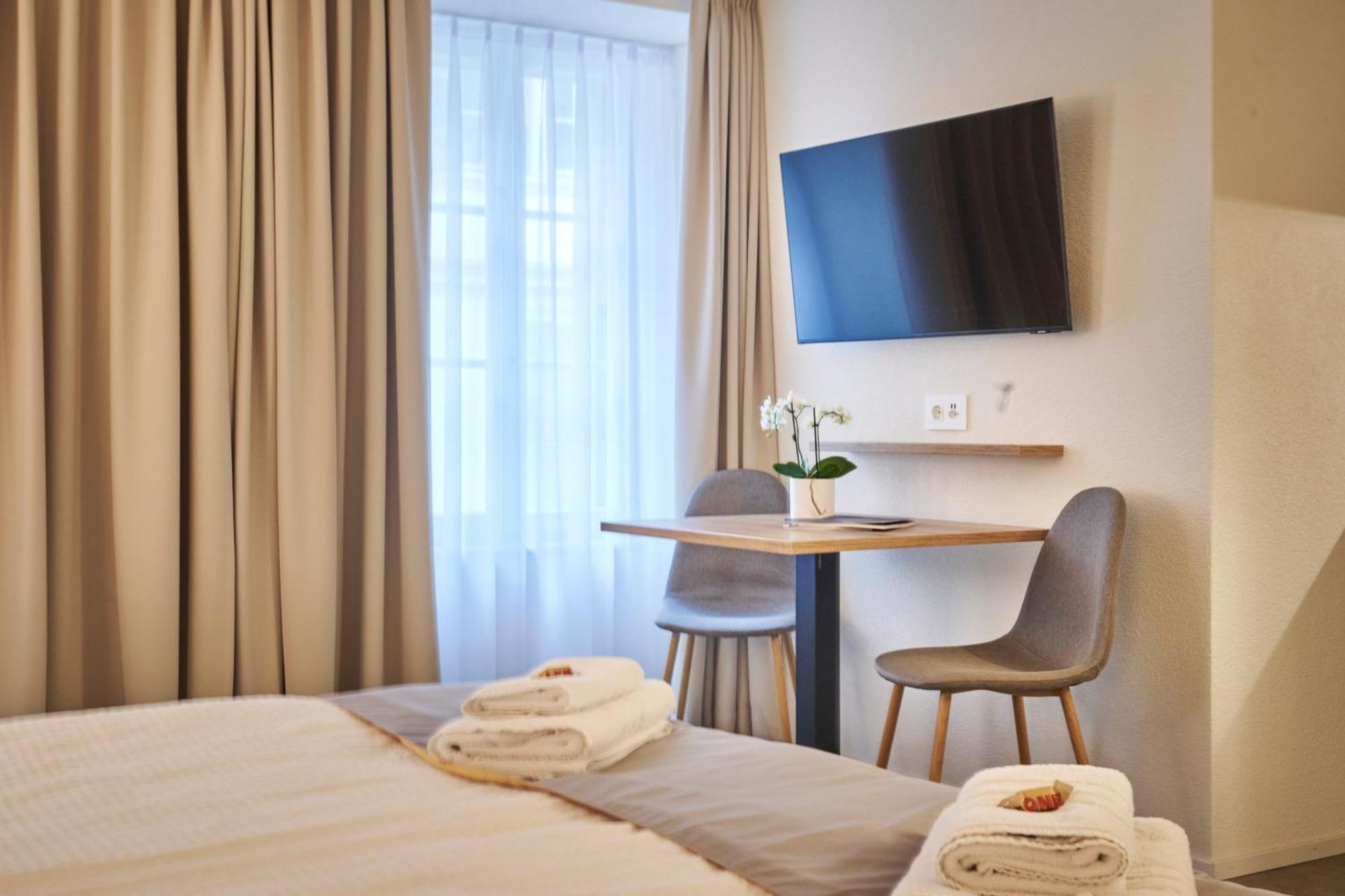 Aparthotel Krone - Self Check-In Unterseen Luaran gambar