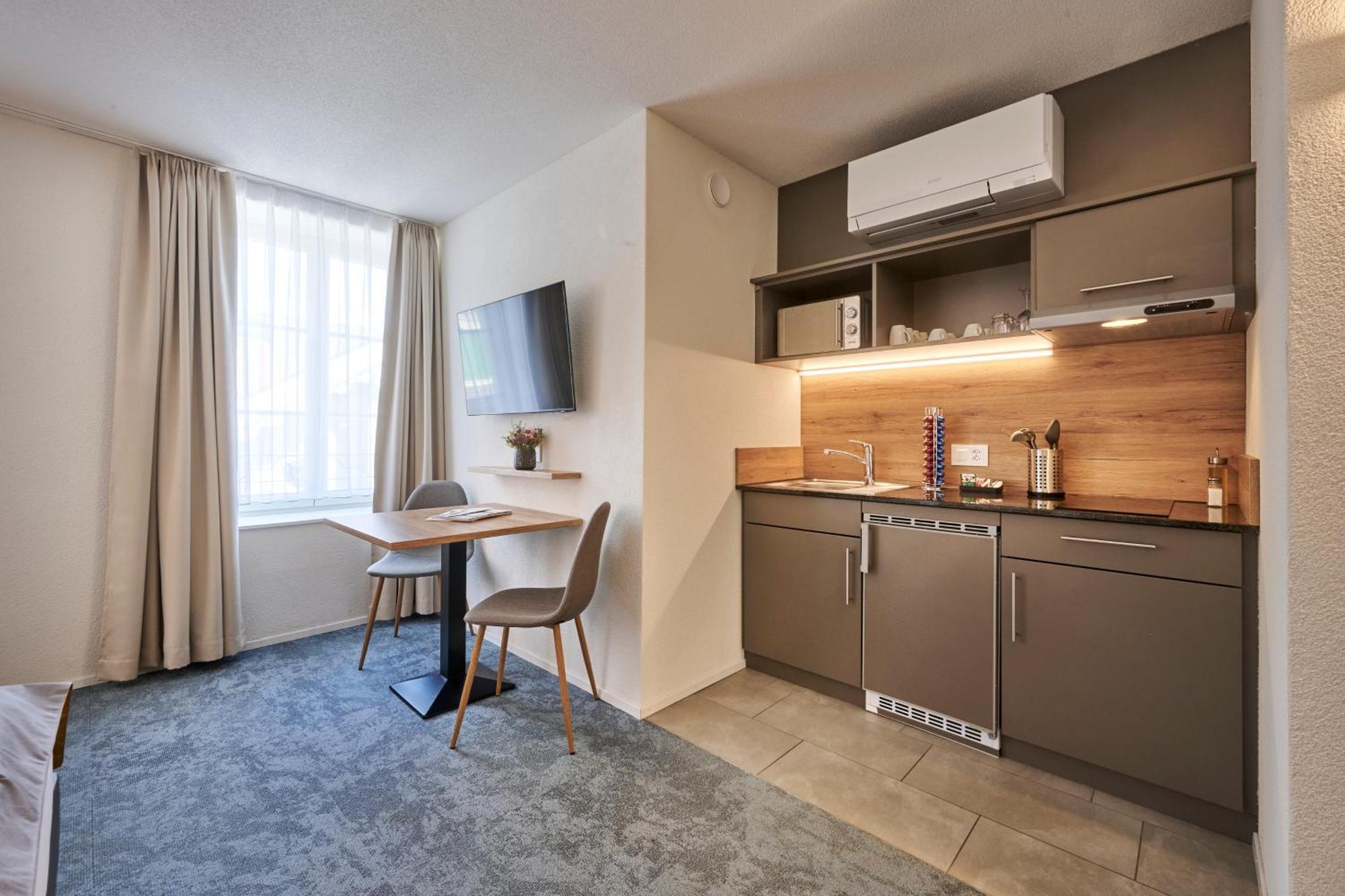 Aparthotel Krone - Self Check-In Unterseen Luaran gambar