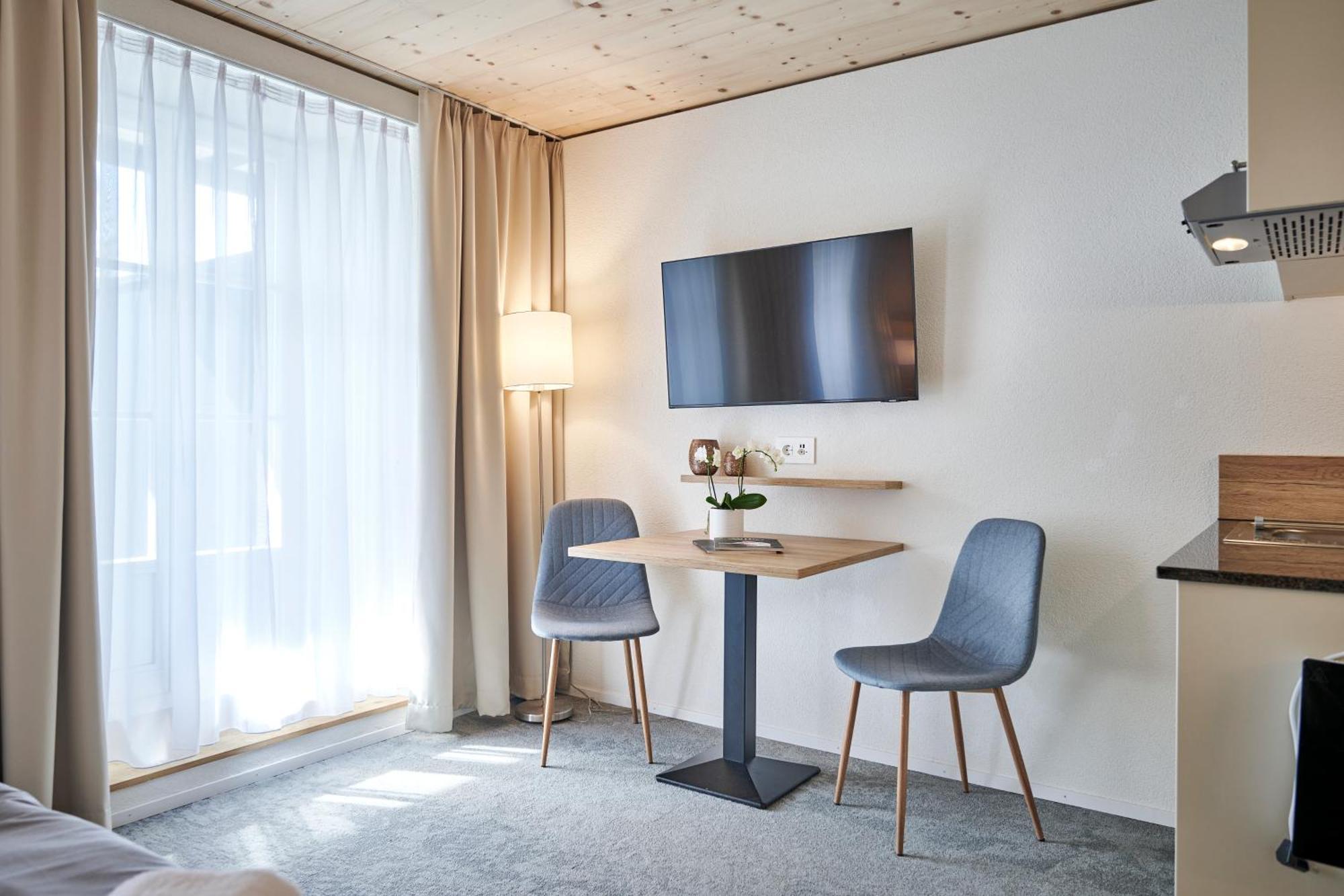 Aparthotel Krone - Self Check-In Unterseen Luaran gambar